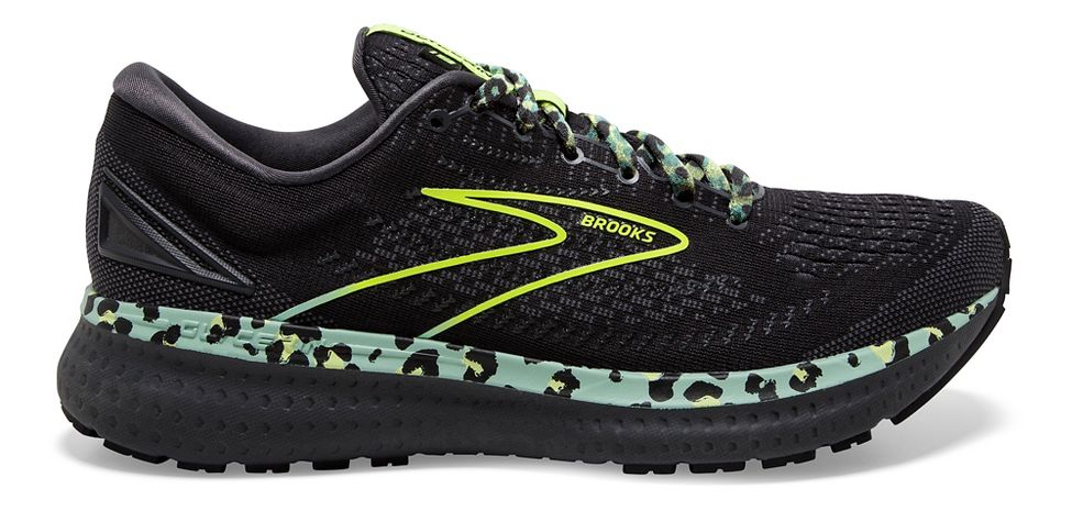 white cheetah brooks